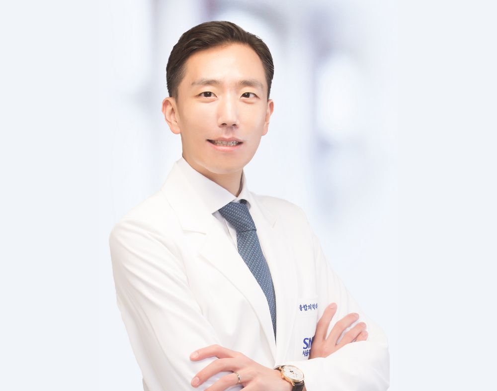 정지홍 교수님 배경.jpg 이미지